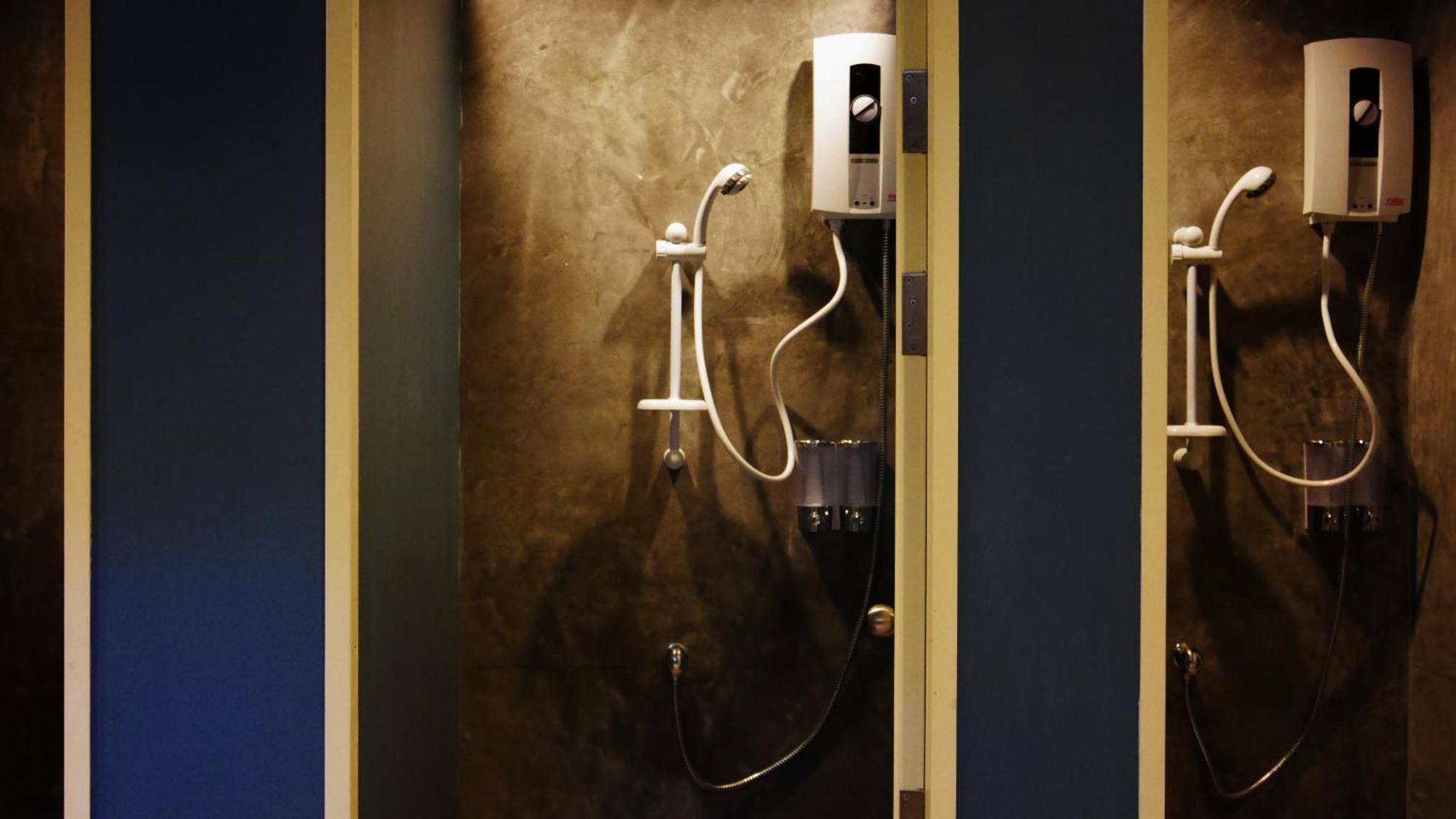 Albergue Amity Poshtel Krabi town Exterior foto