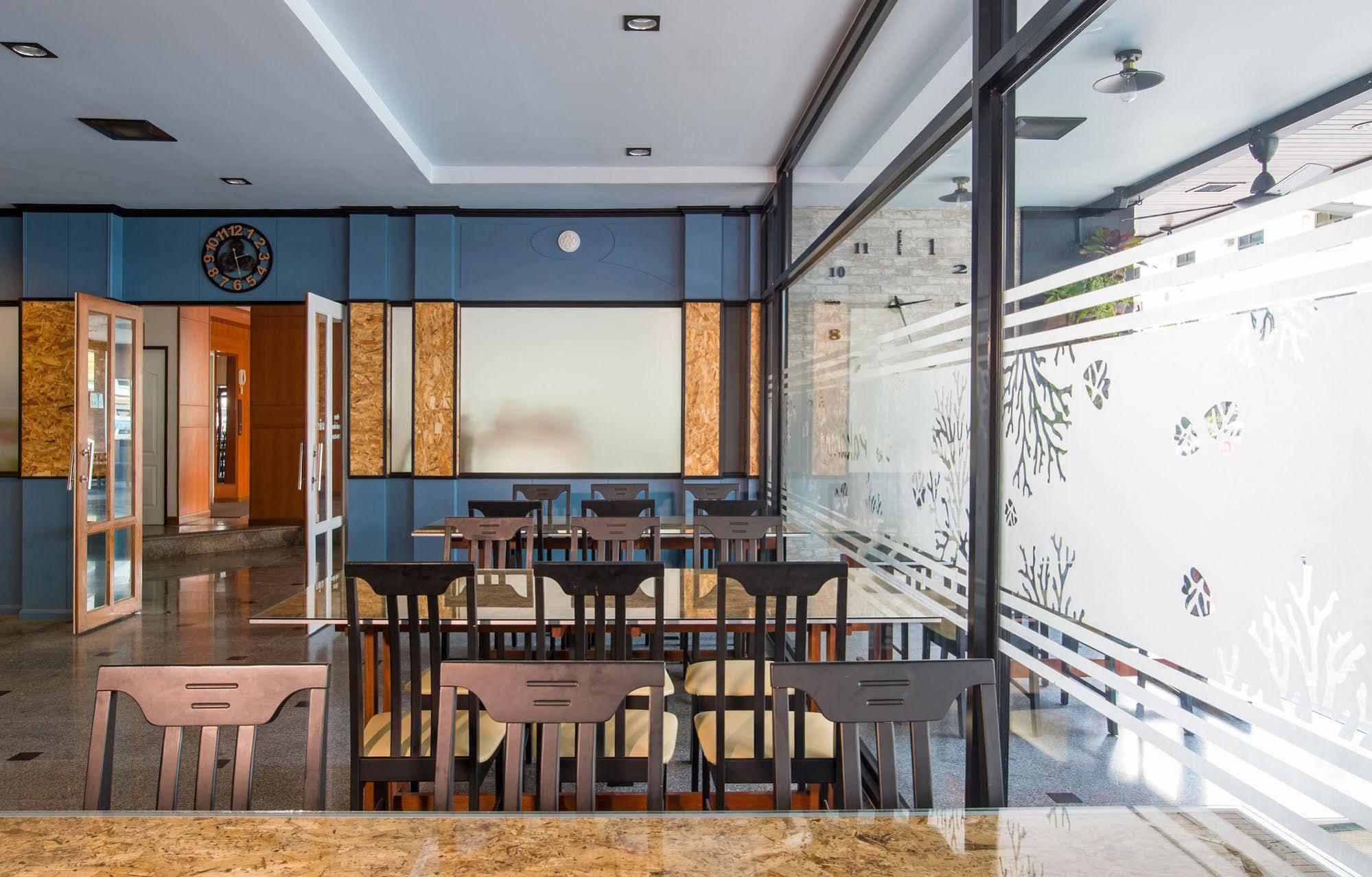 Albergue Amity Poshtel Krabi town Exterior foto