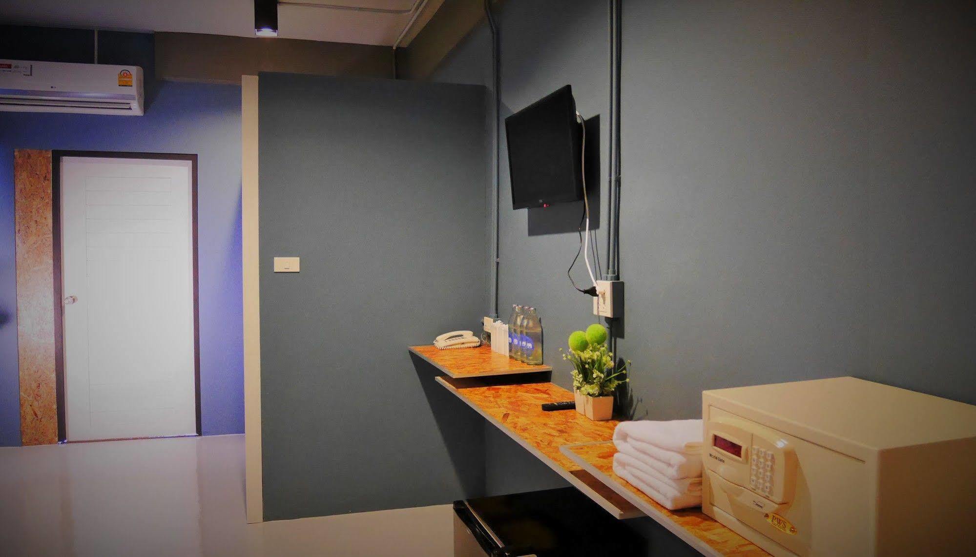 Albergue Amity Poshtel Krabi town Exterior foto